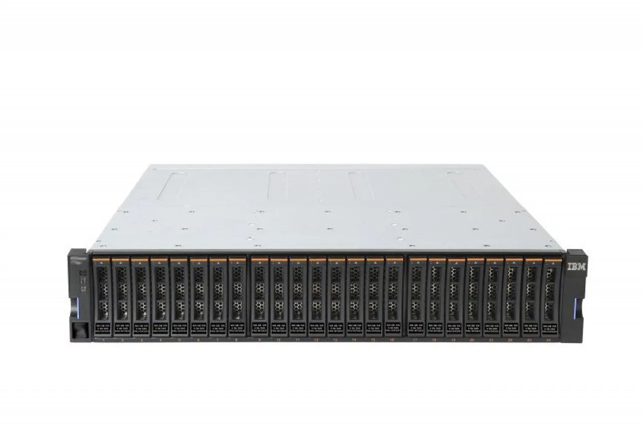 2072-24E IBM V3700 SFF Expansion