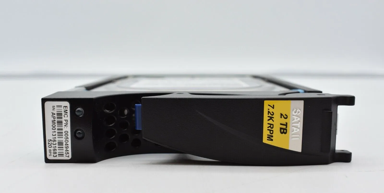 005049457 Disk 2TB 7.2K 4G 3.5 SATA