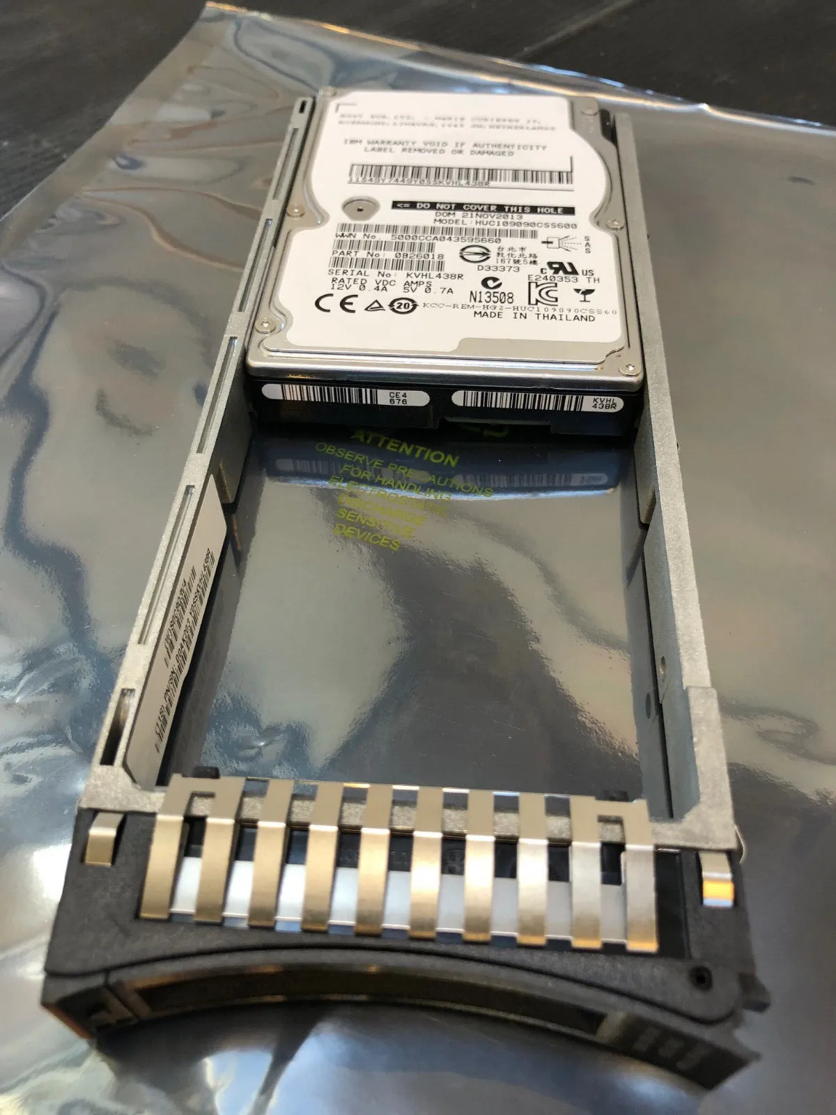 2078-AC61 IBM 900GB 10K SAS 2.5 HDD 00Y5803 V5000 G1
