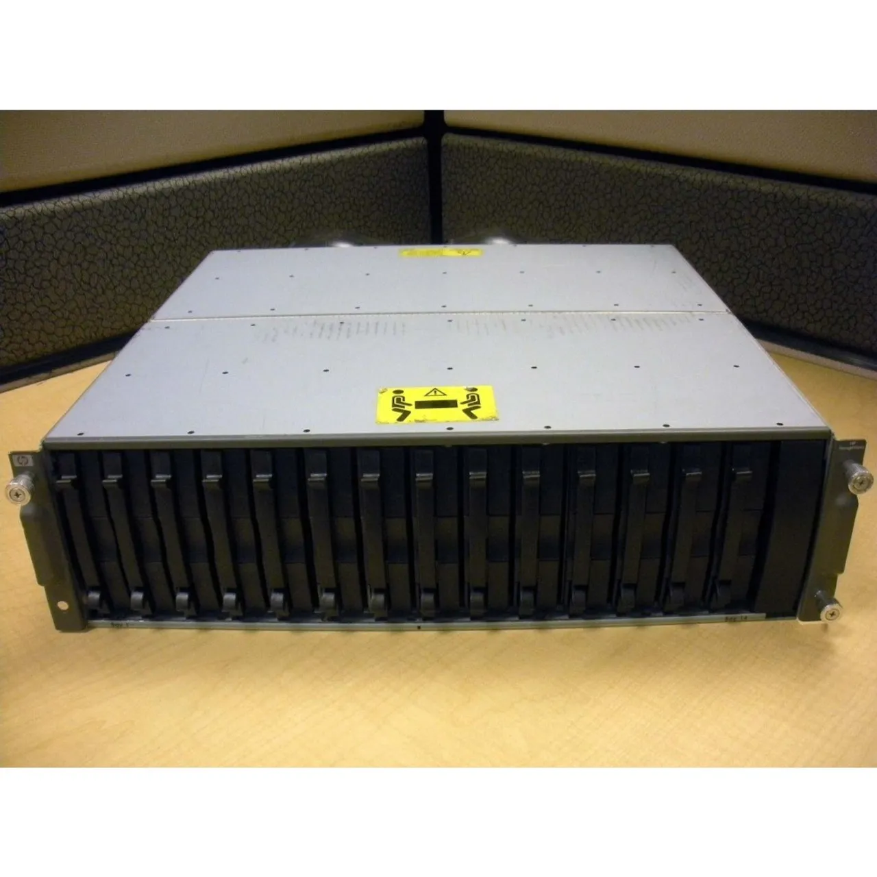AD542C HP CPQ M5314C FC Drive Enclosure