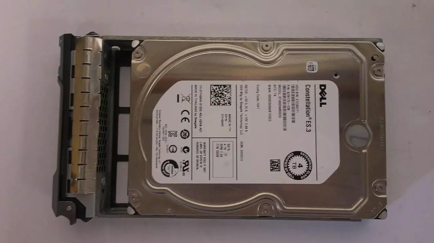 Disco Rígido Interno Dell 4Tb 7.2K 3.5 SATA - 9ZM170-036