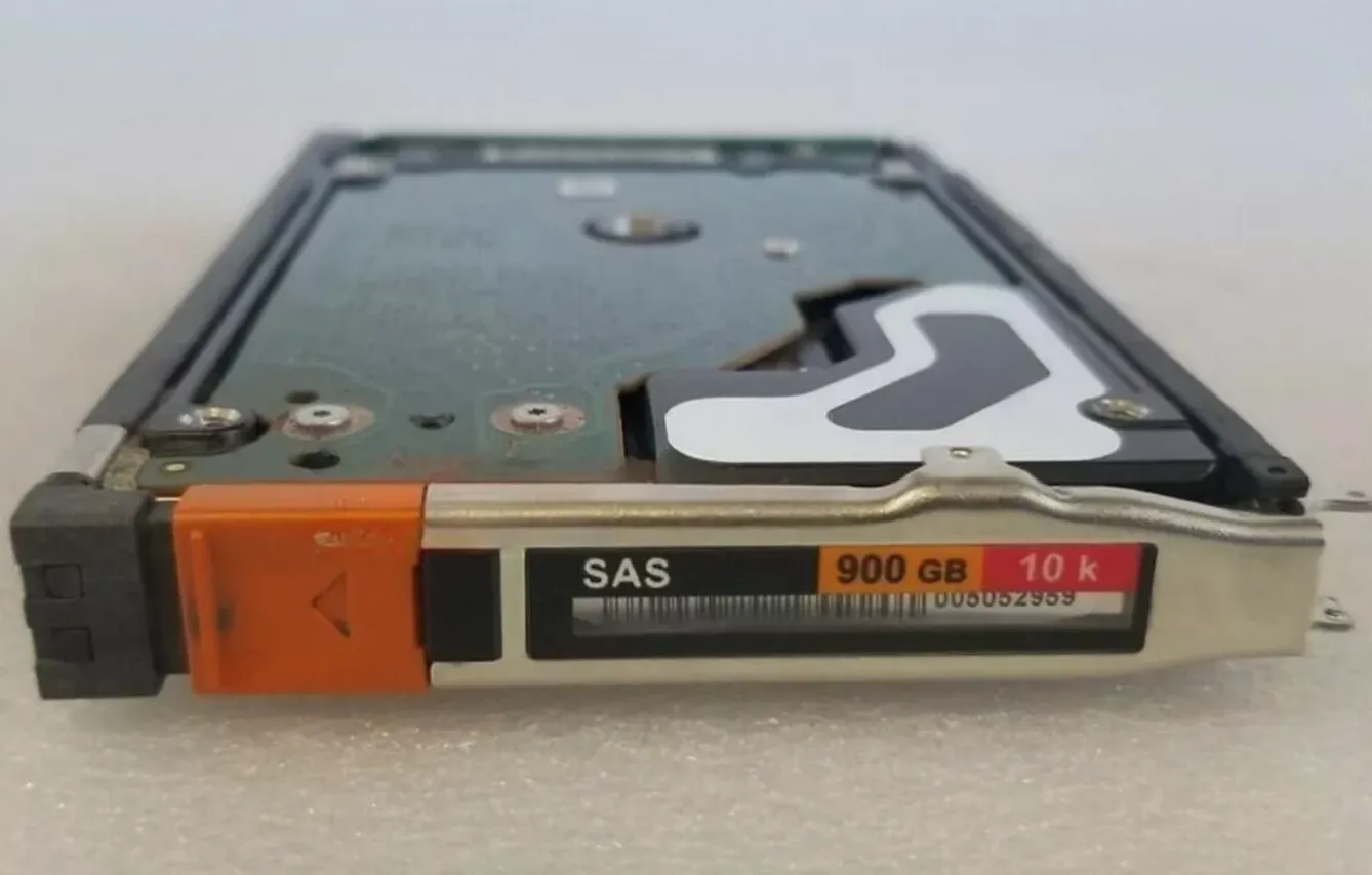 005052960 EMC Disk 900GB 10K 2.5 6Gb/se SAS