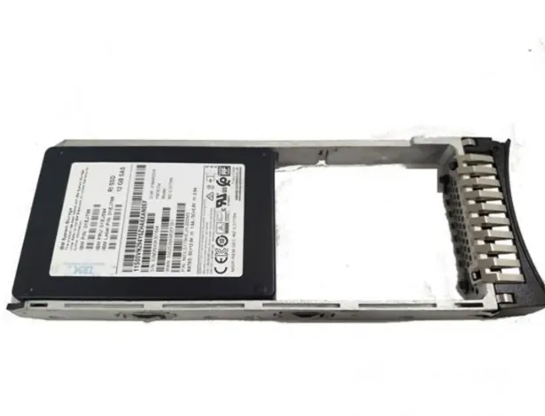 2078-ACN2 IBM 7.68TB 2.5 RI Flash Drive