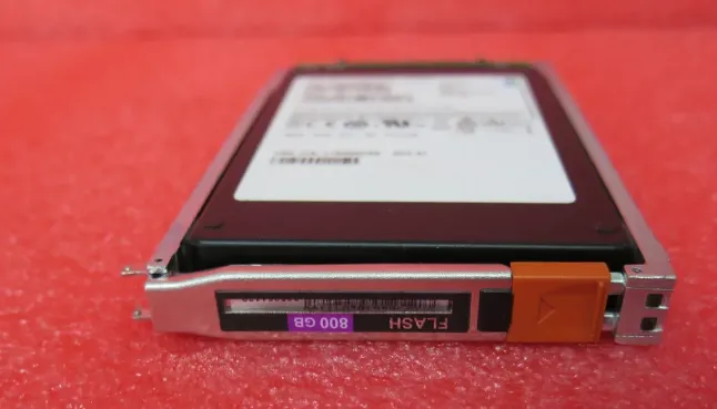 005051130 Disk 800GB 2.5 6Gb/ SAS Flash