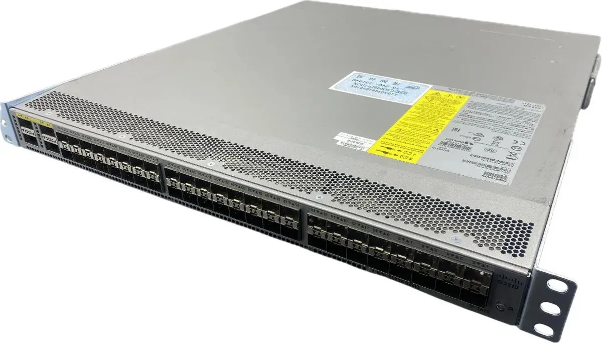 N3K-C3064PQ-10GX CISCO NEXUS SWITCH 48P 10GBE SFP+ 4P QSFP+ COM DEFEITO - TRAVADOS COM PROBLEMAS DE INICIALIZAÇÃO