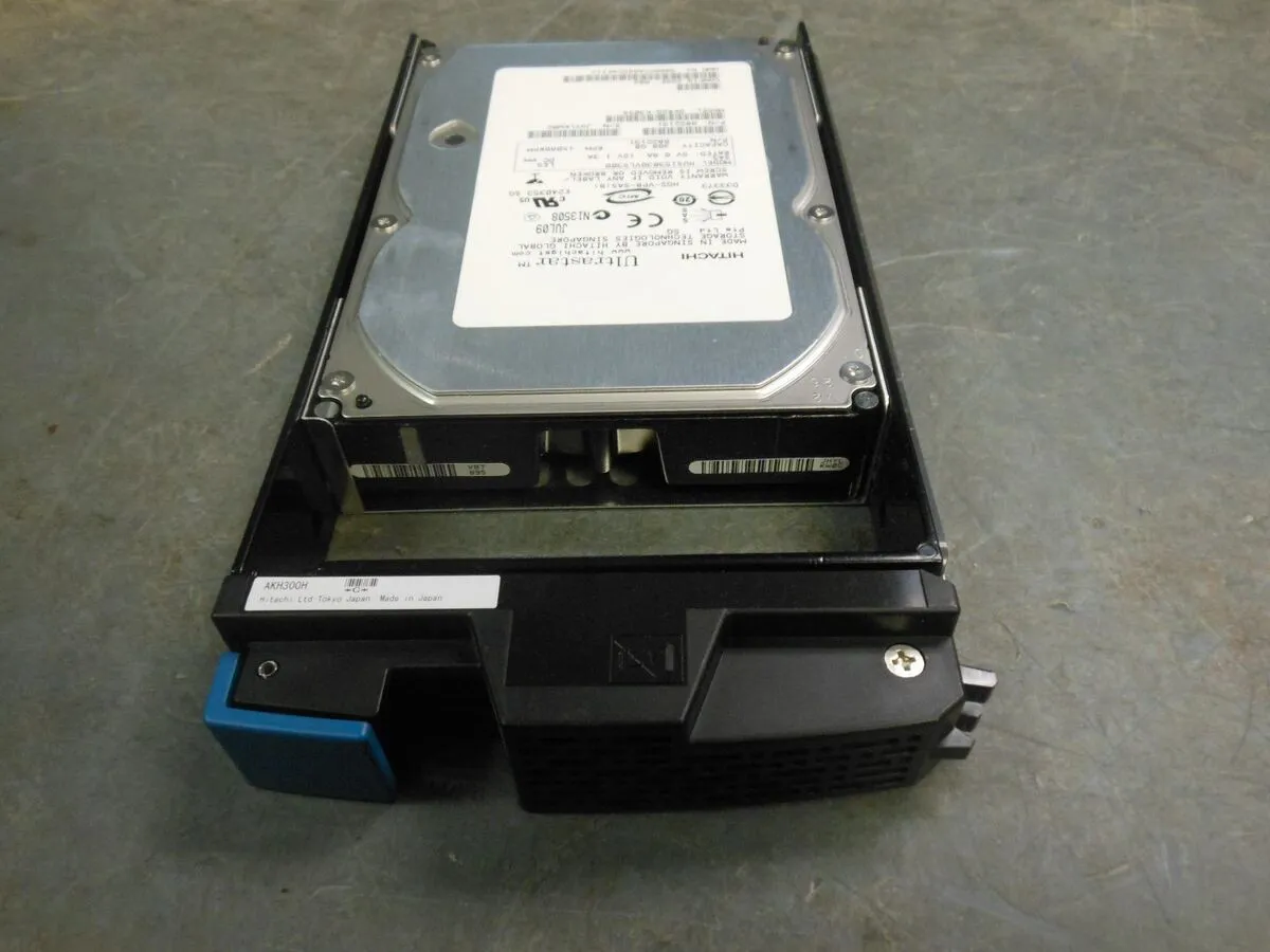3276138-B AMS2x00 300GB 15K SAS Disk