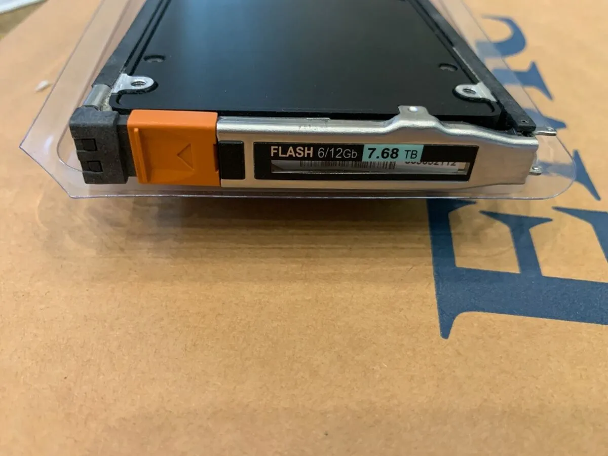 D3F-D2SFXL2-7680 EMC Disk 7.68TB 2.5 12G SAS