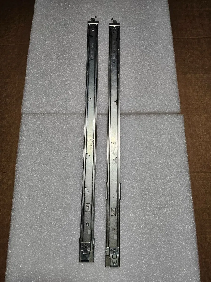 00KF363 + 00KF364 Lenovo Uni. slide rail kit 3X50 M5