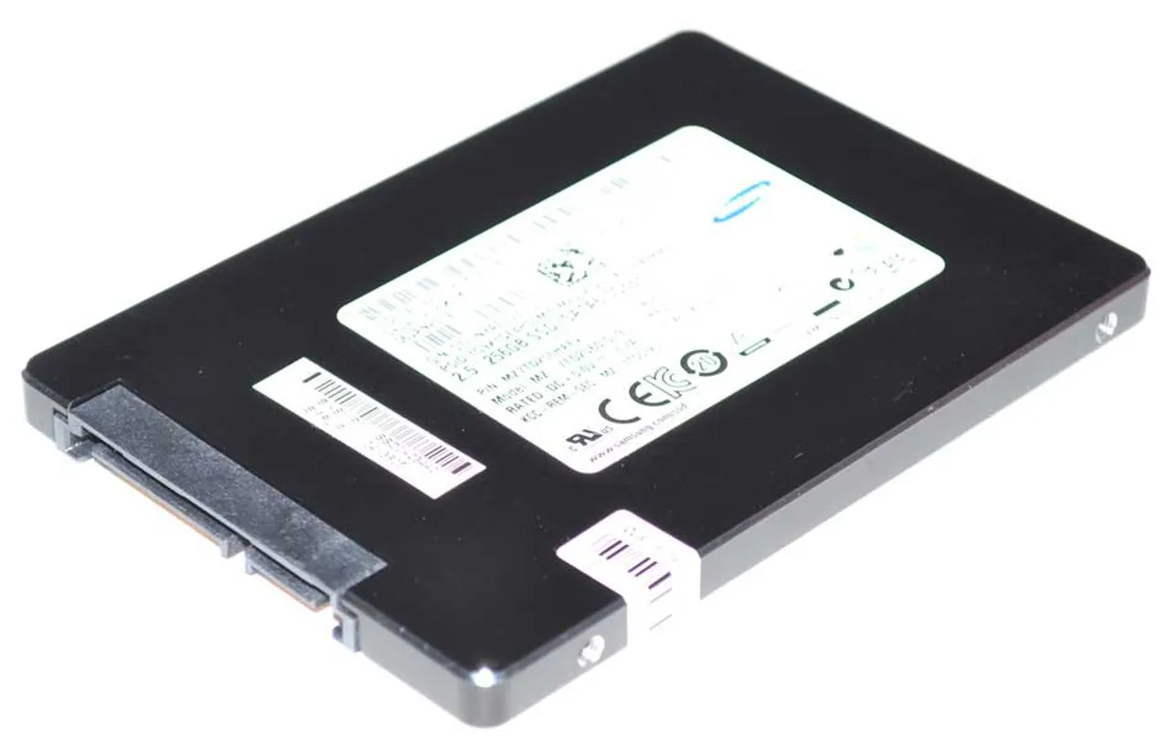THNSNJ256GCST TOSHIBA 256GB 6G 2.5INCH SATA SSD